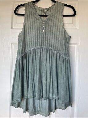 POL Light Sage Sleeveless Babydoll Tunic Top
